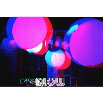 PVC-pallo puhaltimella